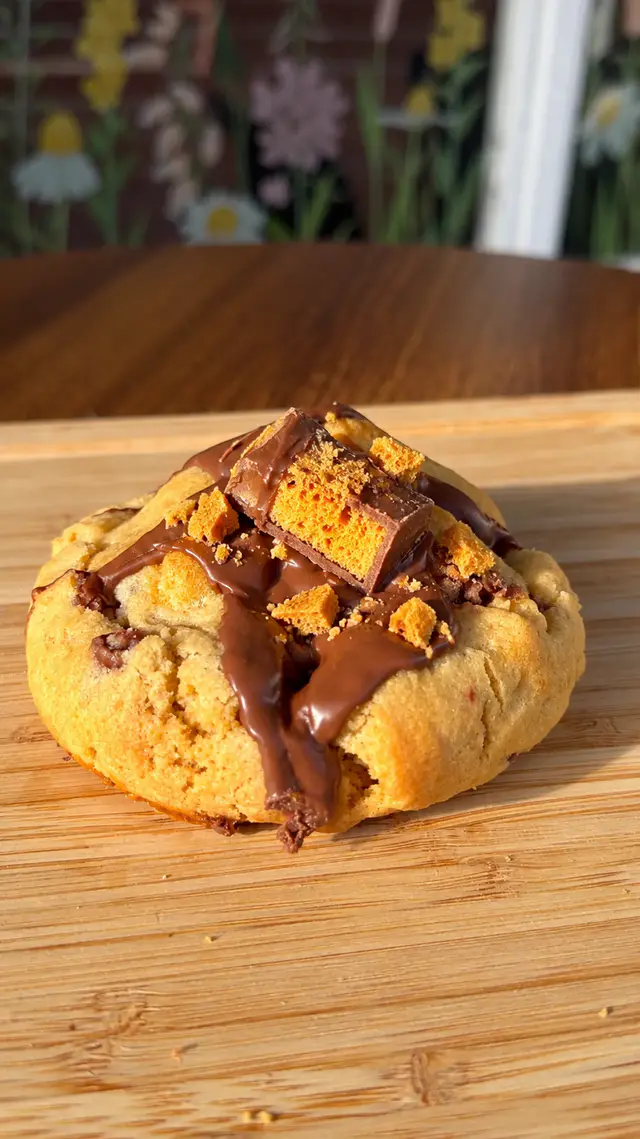Crunchie Stuffed Cookie