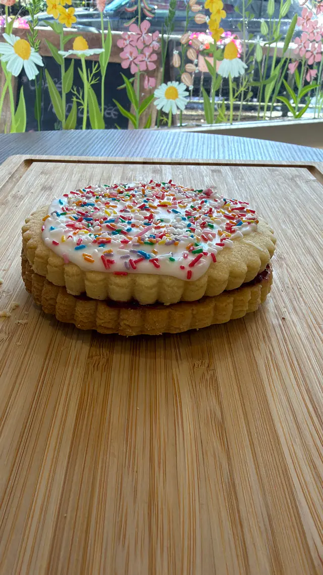 Empire Biscuit